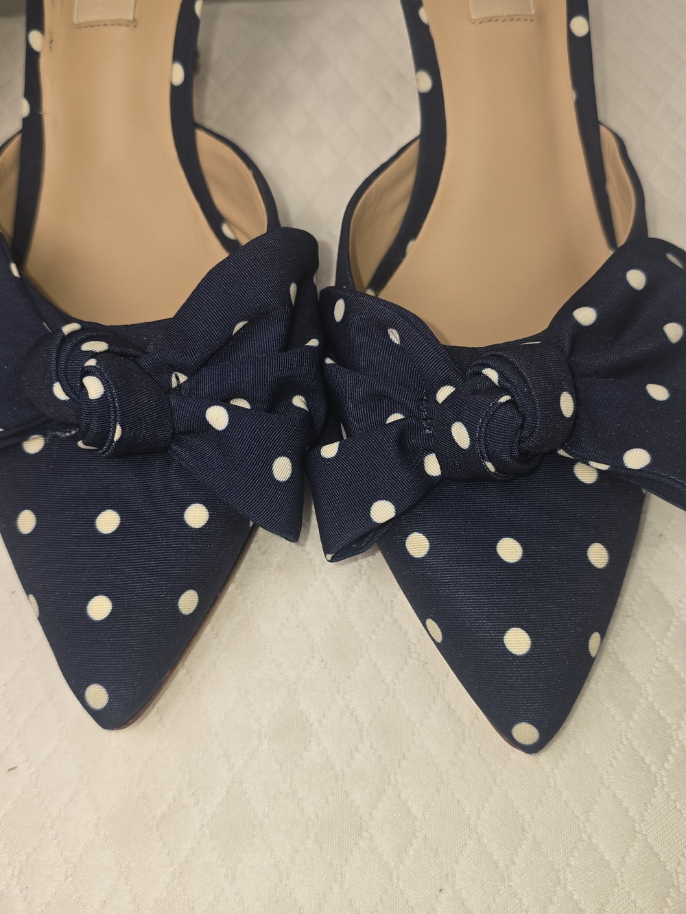 ANTONIO MELANI Navy with White Polka Dot Bow Pointed-Toe Mule Heels WOMENS 9 - Picture 7 of 11